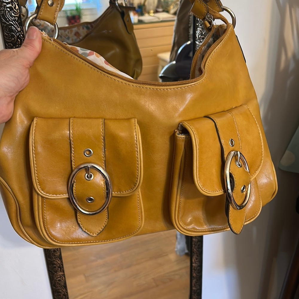 Emilie M. Pocketbook